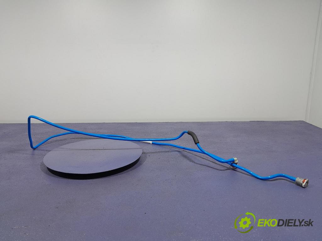 Bmw Seria 3 2024 rúrka paliva 7449058