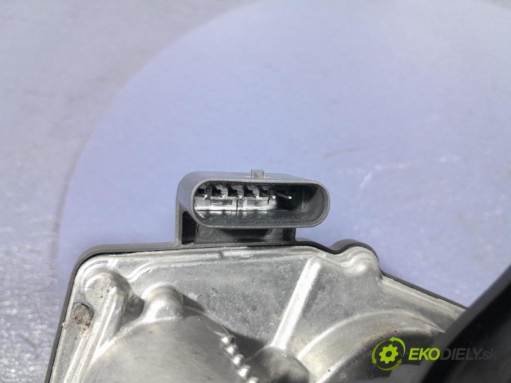 Bmw Seria 3 2024 klapka 7619008
