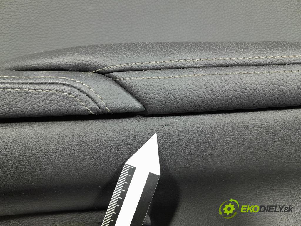 Bmw X6 2019 Tapacír: dveře Zad: Práva: