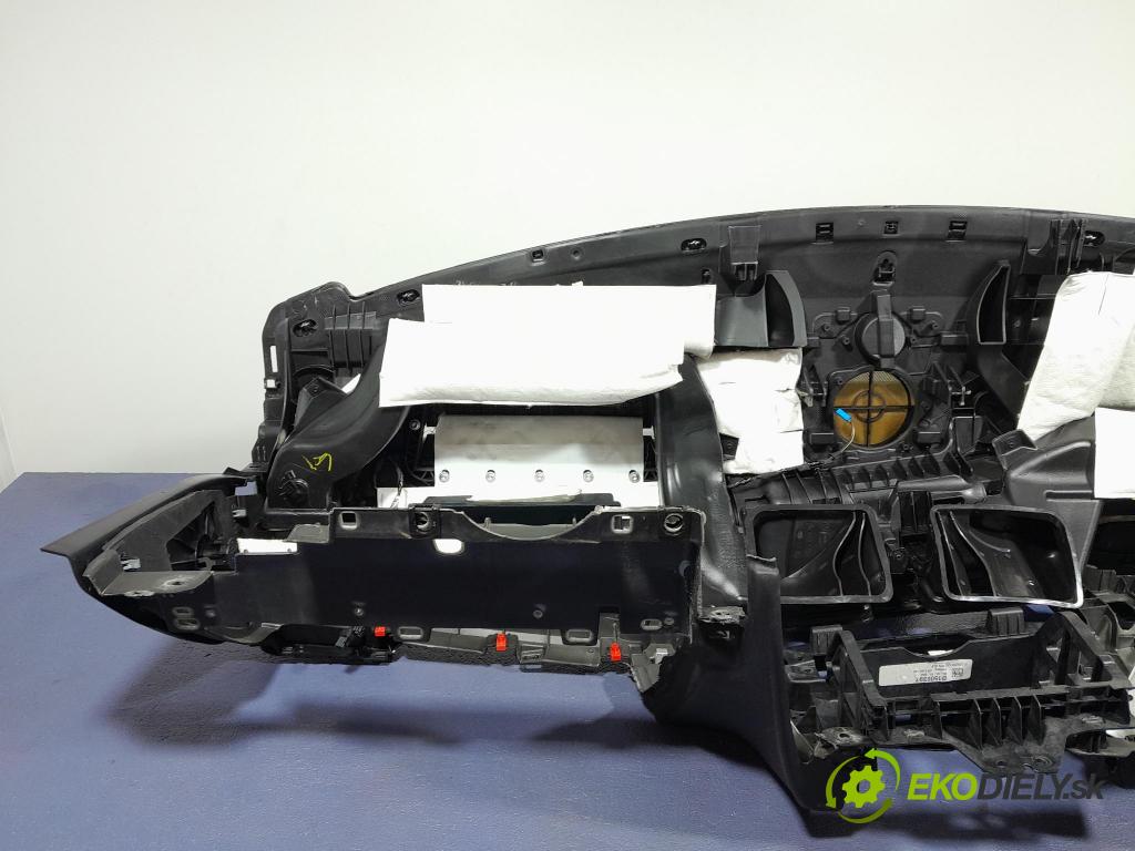 Bmw X6 2019 kokpit,přistrojova deska