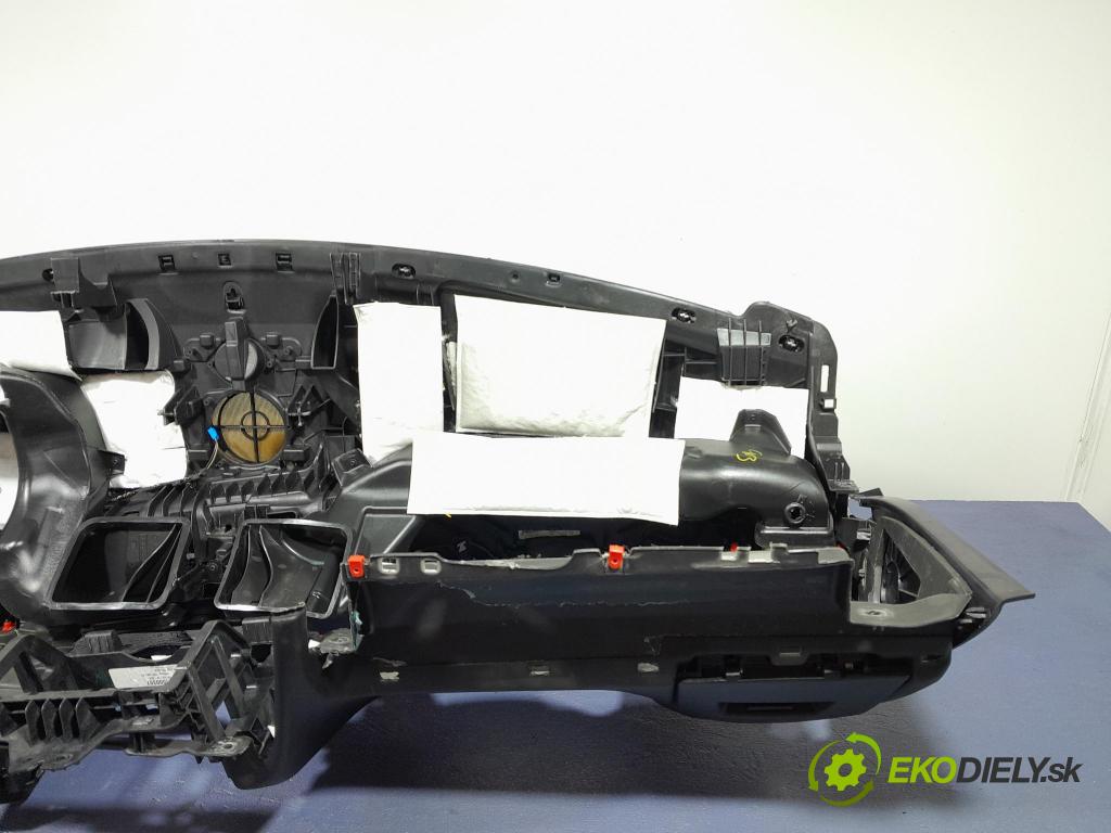 Bmw X6 2019 kokpit,přistrojova deska