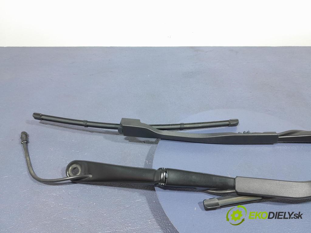 Bmw Seria 3 2024 Rameno: Stierače: Predné 9448920