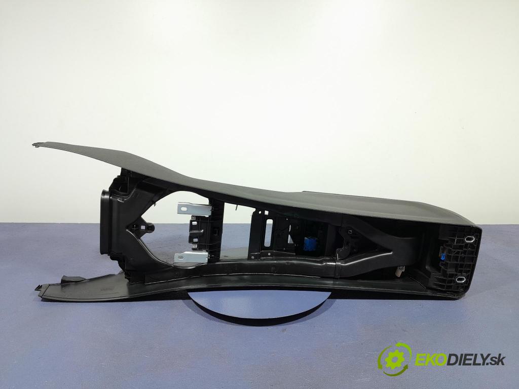 Bmw Seria 3 2024 Tunel: Střední: