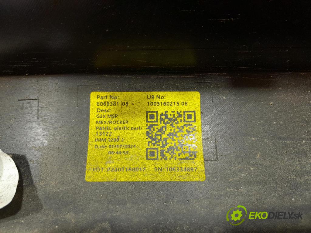 Bmw Seria 3 2024 lišta Práh: 8069381