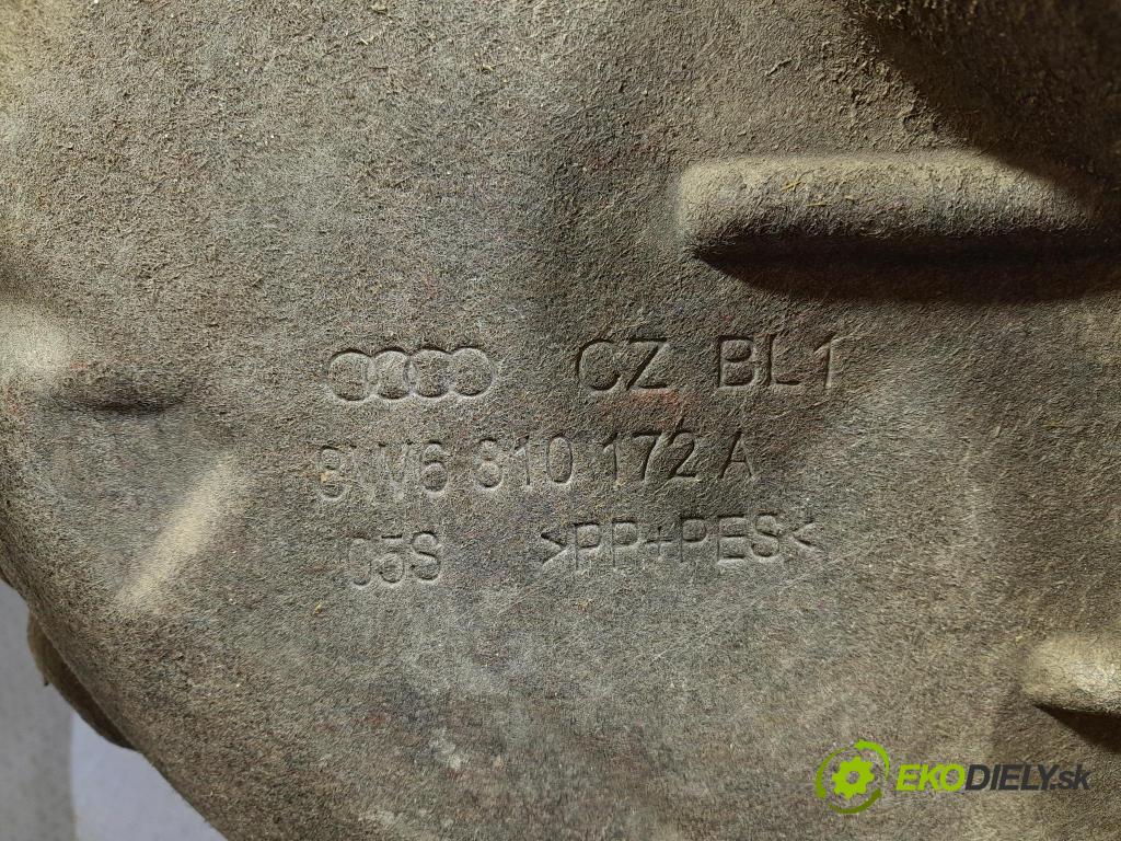 Audi A5 2018 blatník: plastický: Zad: 8W6810172A