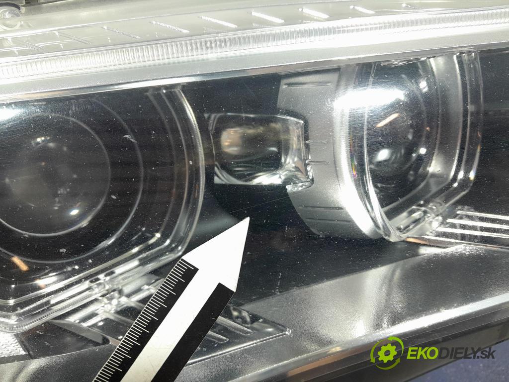 Bmw X6 2019 světlo v pravo: 7290054