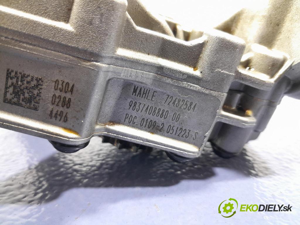 Citroen C3 aircross 2024 čerpadlo Olej 9837408880