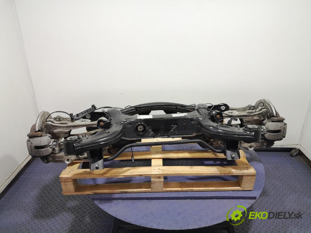 Bmw X6 2019 výztuha Pozastavenia: Zad: