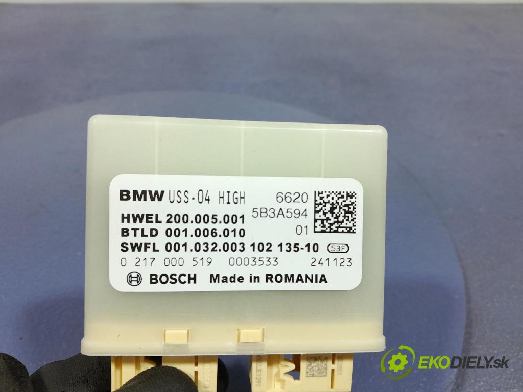 Bmw Seria 3 2024 snímač / řídící jednotka PDC 5B3A594