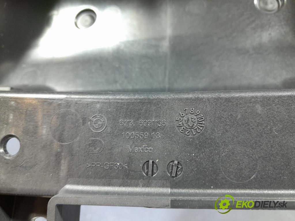 Bmw Seria 3 2024 kryt Plast: Interiéry: 6991156