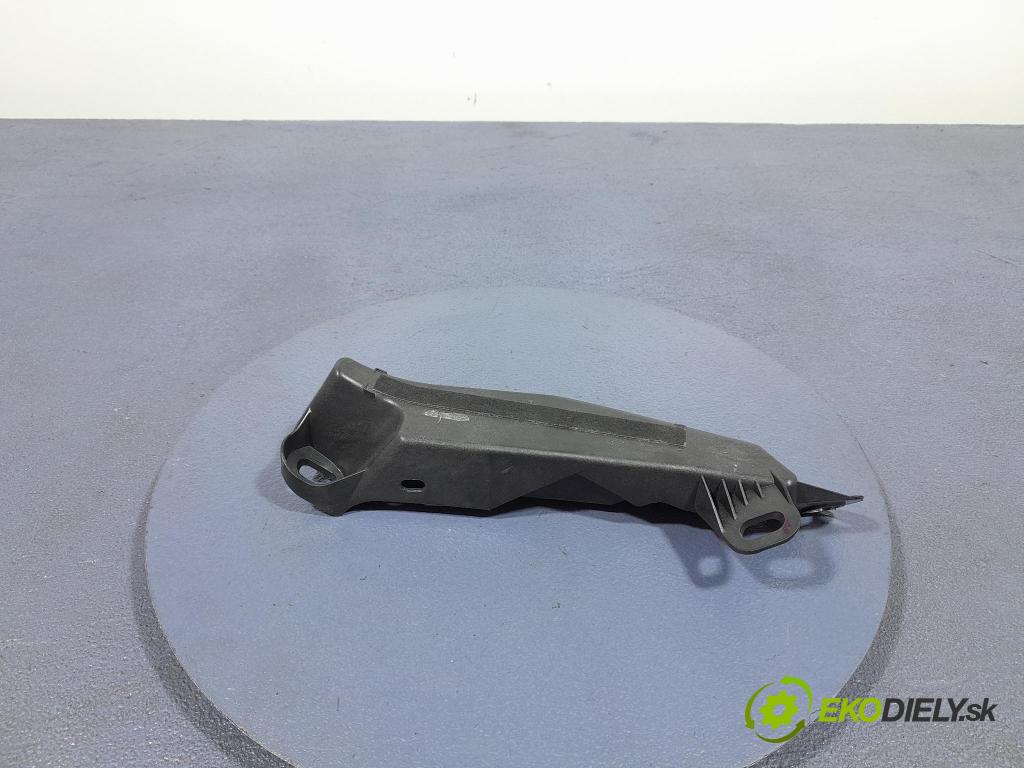 Bmw Seria 3 2024 kryt Plast: Interiéry: 7458417