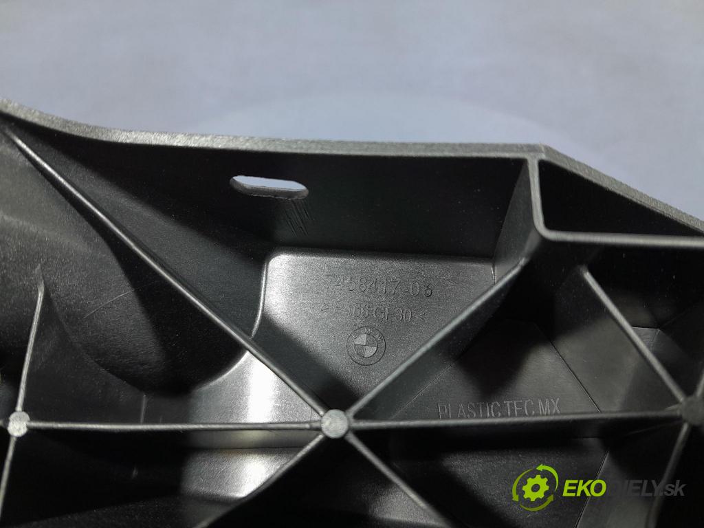 Bmw Seria 3 2024 kryt Plast: Interiéry: 7458417