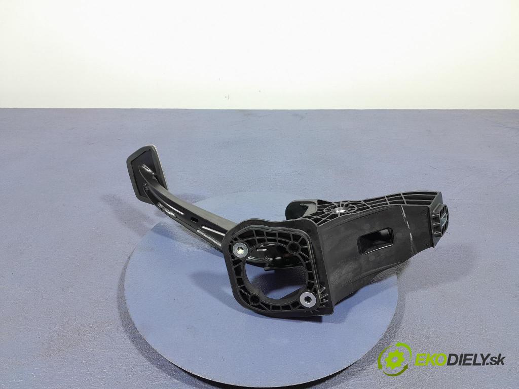 Bmw Seria 3 2024 pedály 6891123
