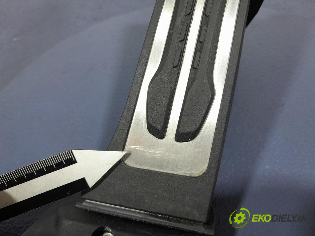 Bmw Seria 3 2024 pedal Plyn: 6889820