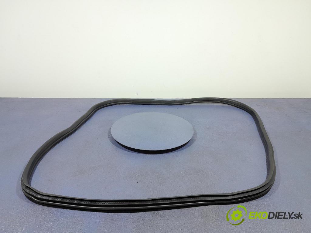 Bmw Seria 3 2024 Těsnění: dveře 7407373