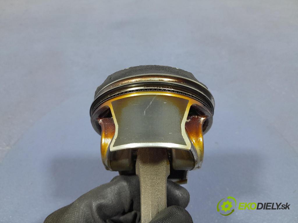 Bmw Seria 3 2024 píst 8697733