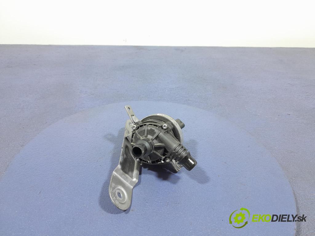 Bmw Seria 3 2024 čerpadlo Voda 8651287