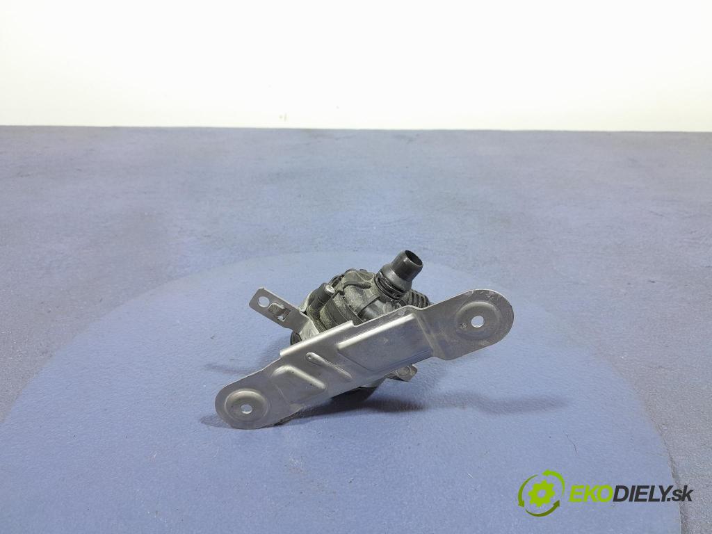 Bmw Seria 3 2024 čerpadlo Voda 8651287