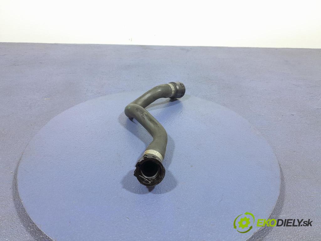Bmw Seria 3 2024 rúrka Chladič: 9884825
