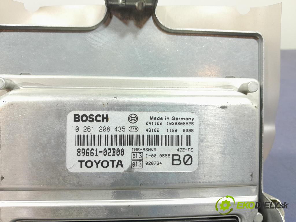 Toyota Corolla 2005 riadiaca jednotka Motor: 89661-02B00