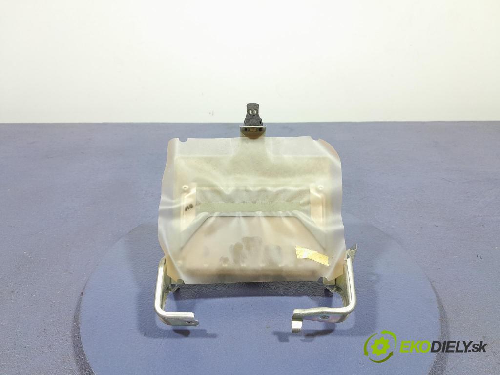 Toyota Corolla 2005 riadiaca jednotka Motor: 89661-02B00