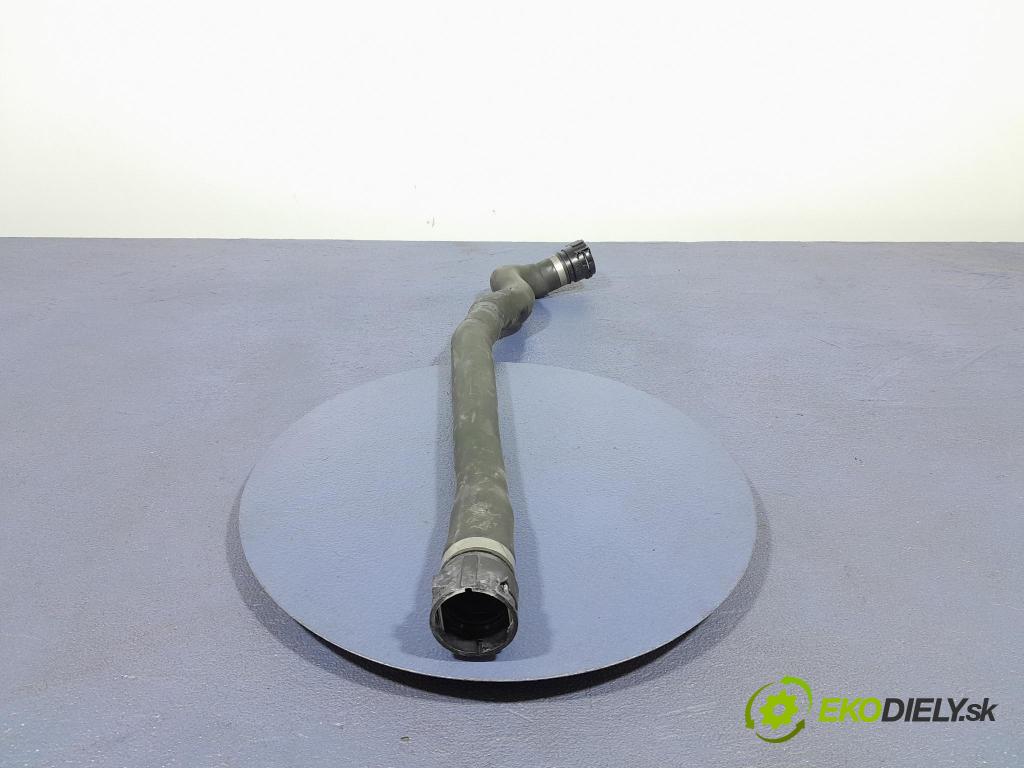 Bmw Seria 3 2024 rúrka Chladič: 8654822