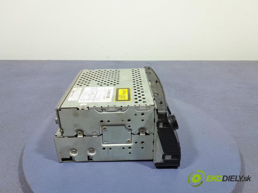 Toyota Corolla 2005 Radio I Navigácia: 86120-02380