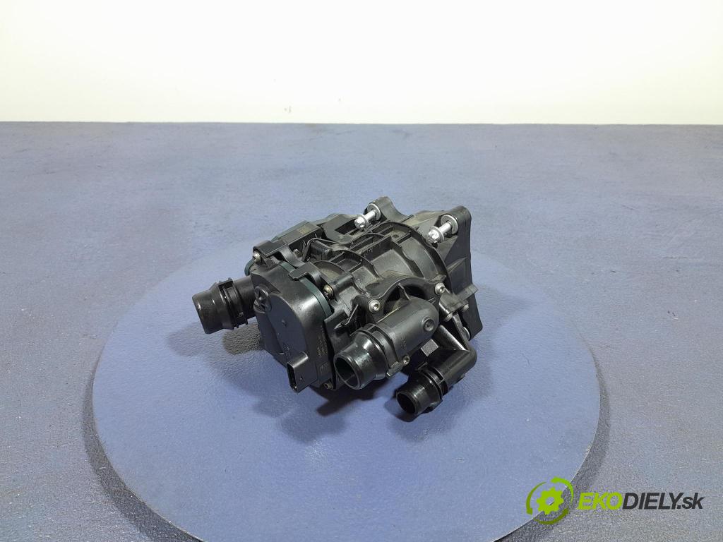 Bmw Seria 3 2024 čerpadlo Voda 8642560