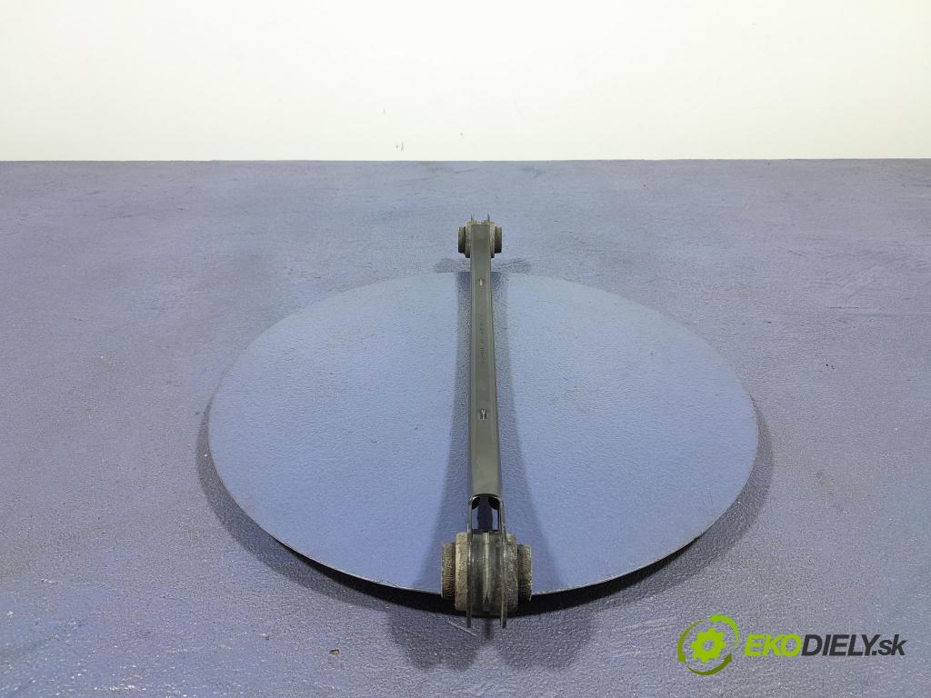 Bmw Seria 3 2024 zad v pravo: 6882552