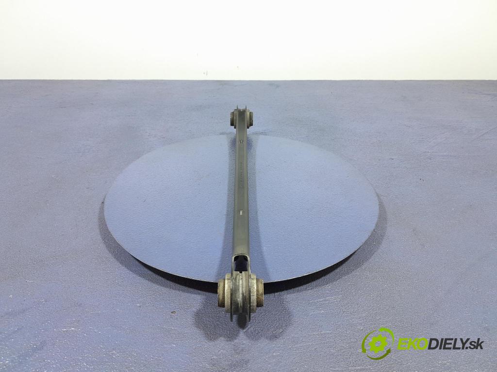 Bmw Seria 3 2024 zad v pravo: 6882552
