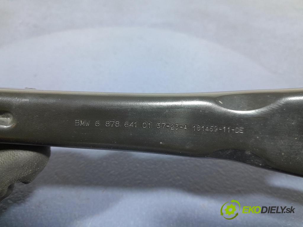Bmw Seria 3 2024 Zad: Levý: 6878641