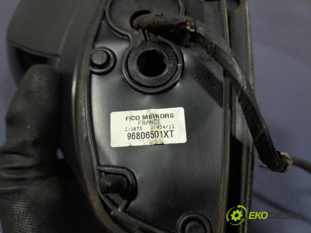 Peugeot 207 2011 zpětné zrcátko prave 96806501XT