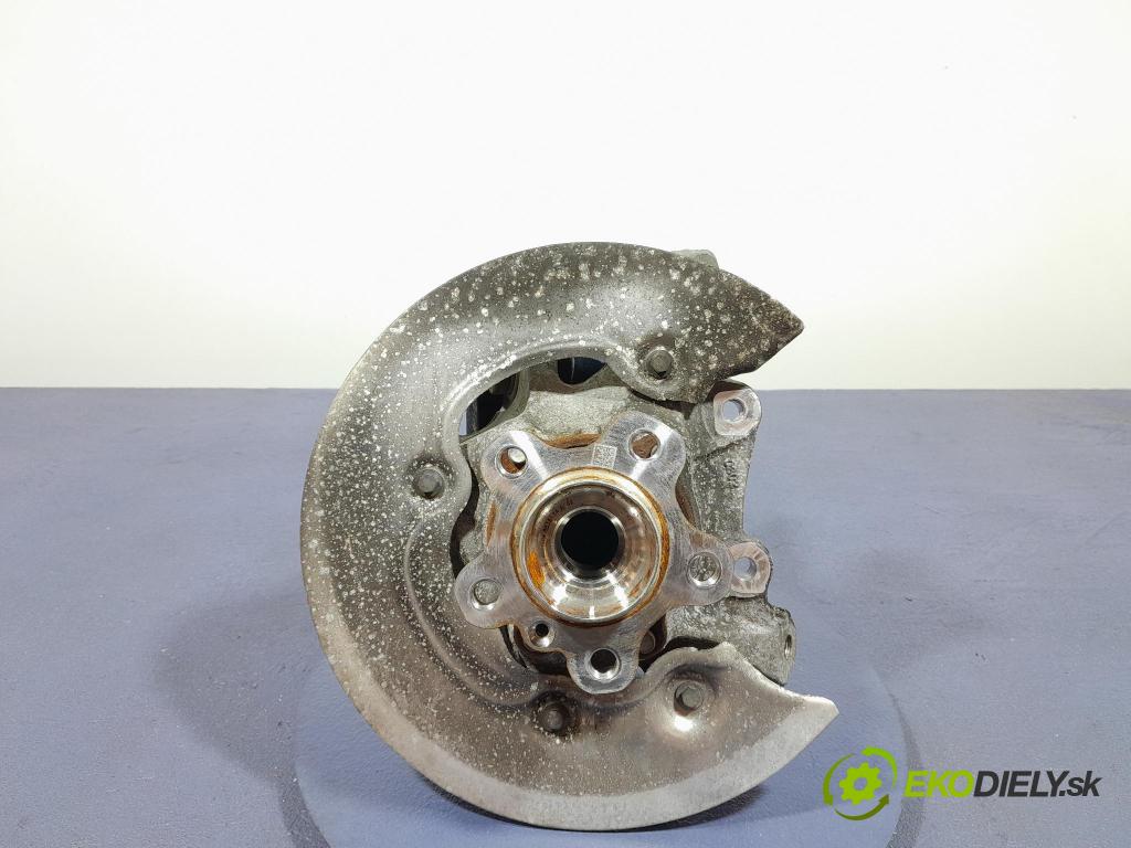 Bmw Seria 3 2024 náboj ľavá 6899305