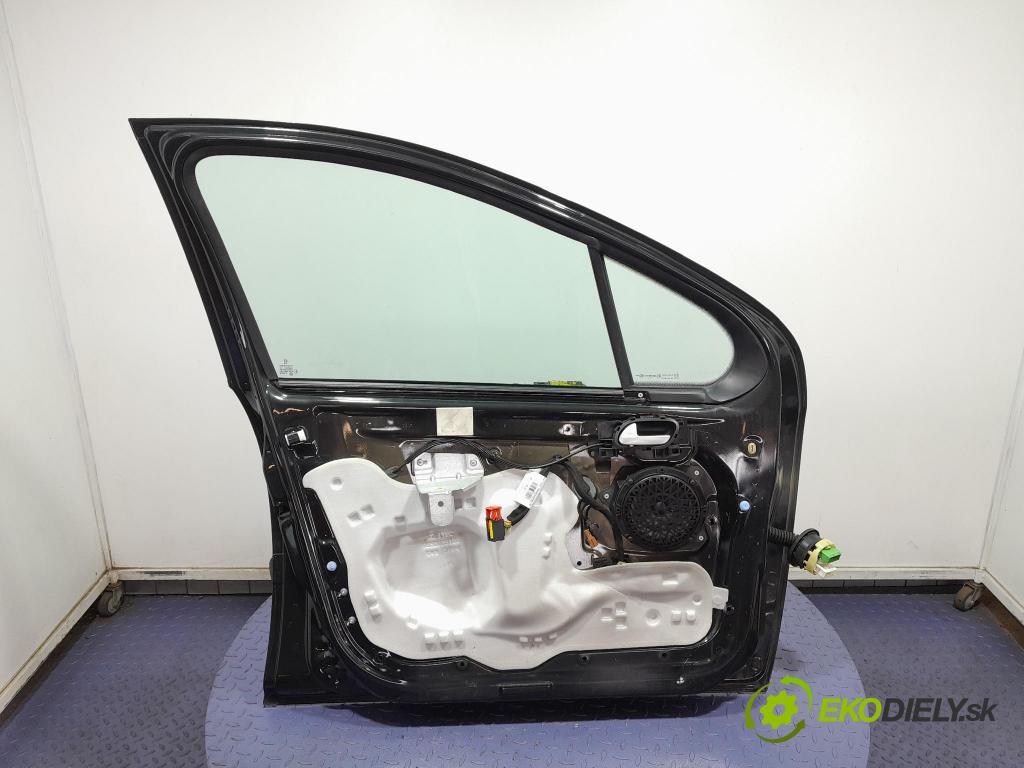 Peugeot 207 2011 dveře před Vlevo, odjet: 