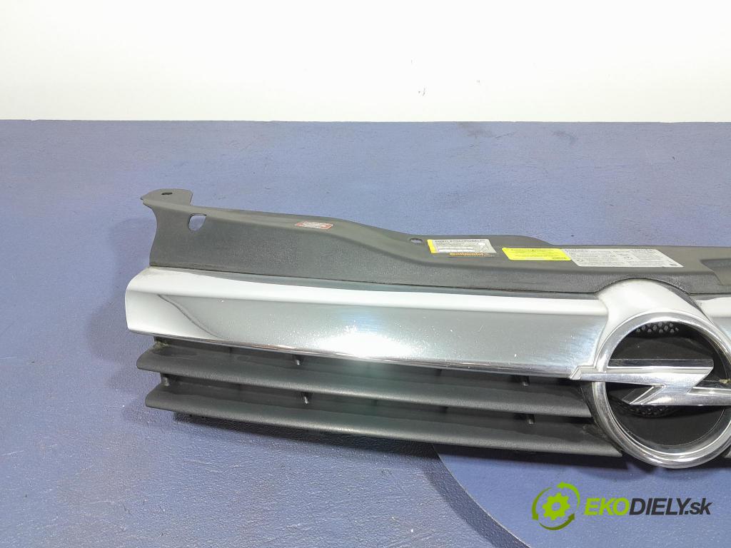 Opel Astra 2006 miežka / Gril: 13108463