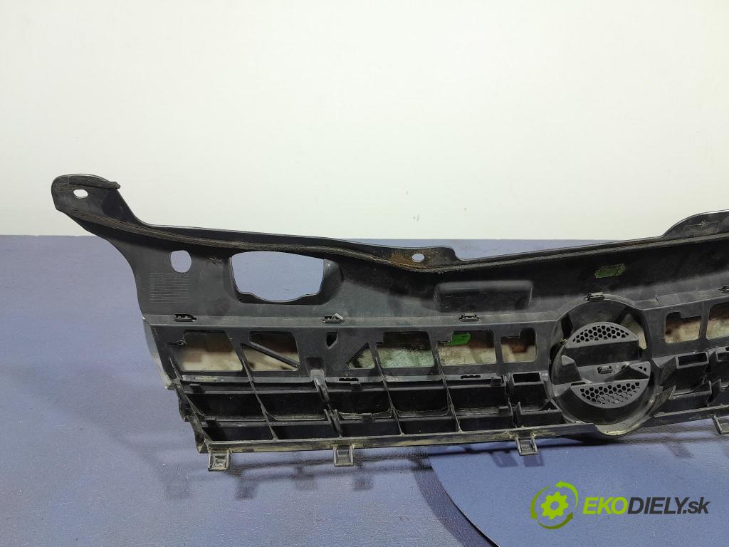Opel Astra 2006 miežka / Gril: 13108463