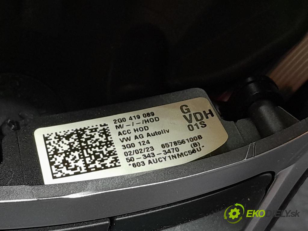 Vw T-Roc 2023 volant 2G0419089
