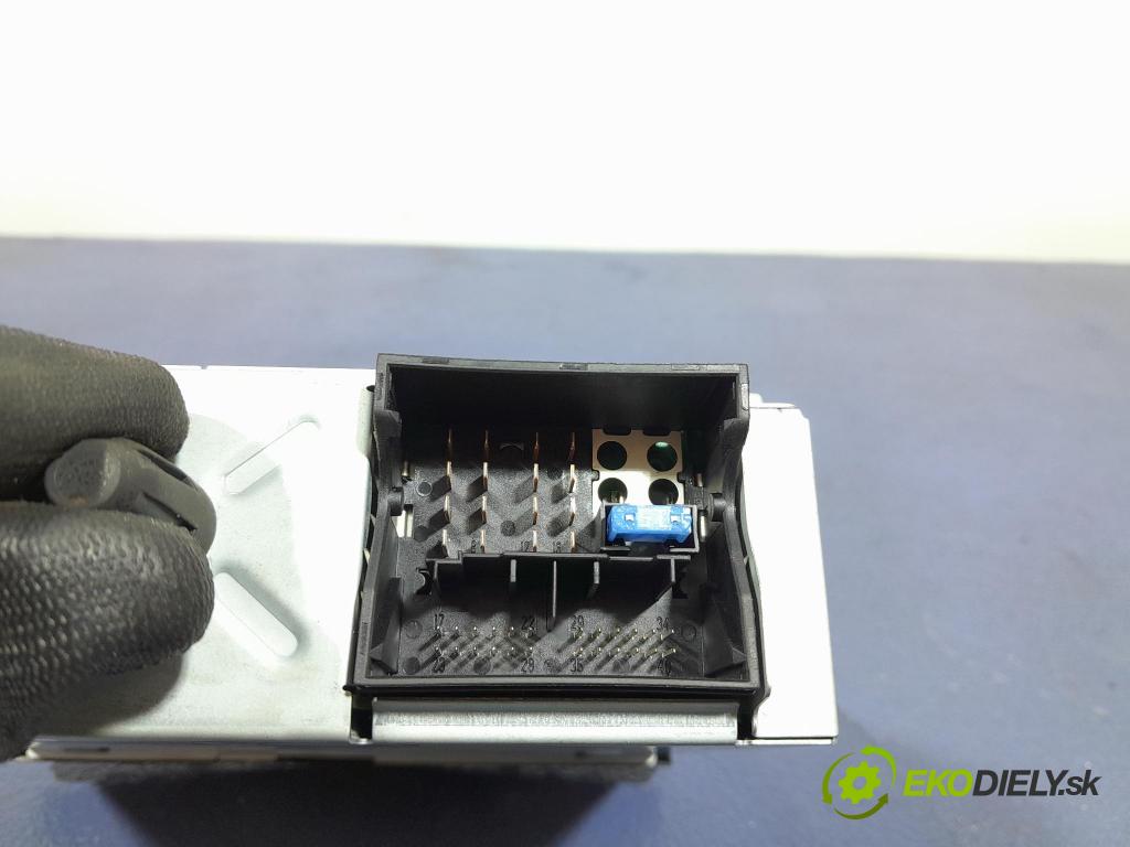 Citroen C4 2010 Radio I Navigácia: 96661986XT