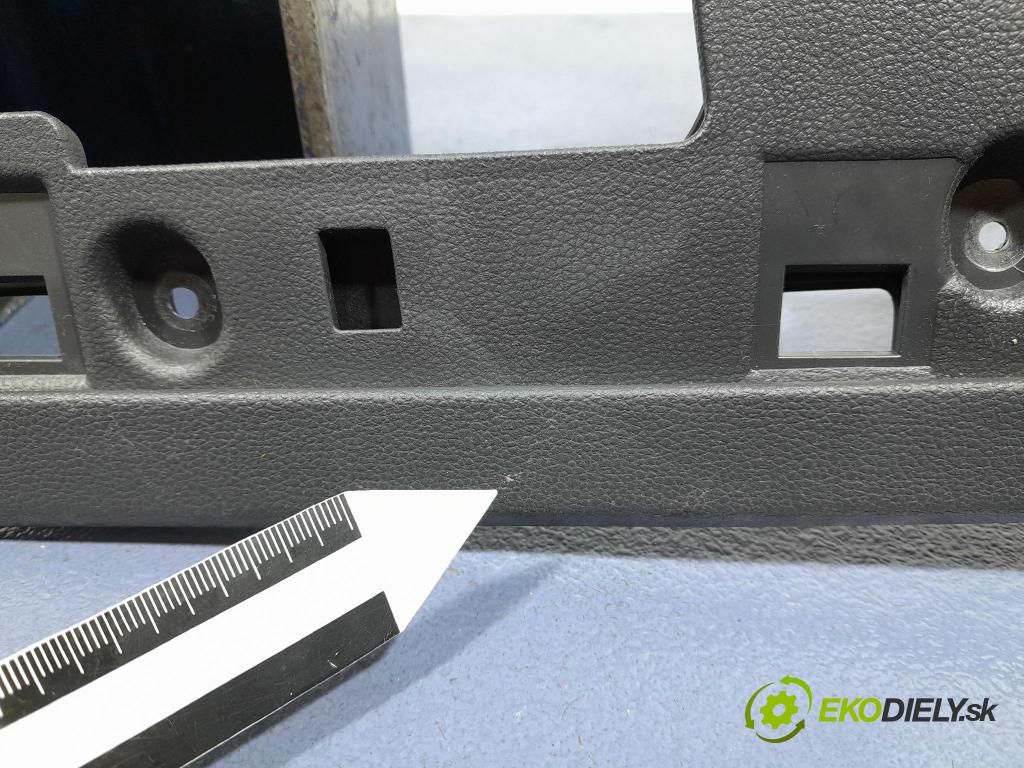 Vw T-Roc 2023 kryt Plast: Interiéry: 2GA858365