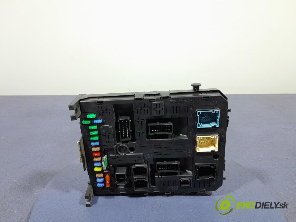 Citroen C4 2010 skrinka Poistky: 9664059180