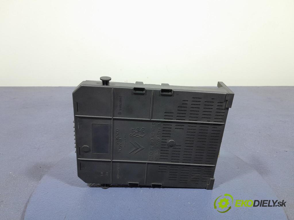 Citroen C4 2010 skrinka Poistky: 9664059180