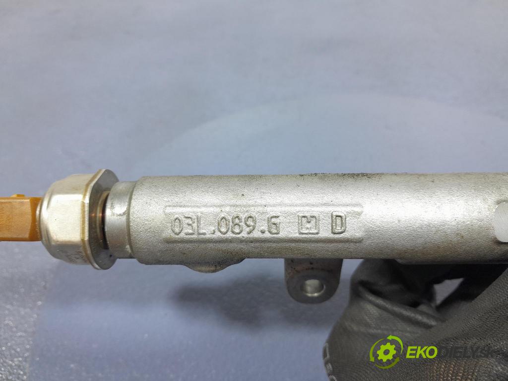 Audi A4 0 lišta Dodávka: 03L130089A