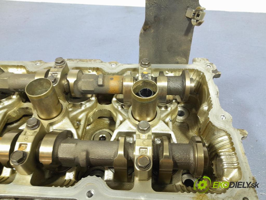 Nissan Maxima 0 Hlava: Motor: