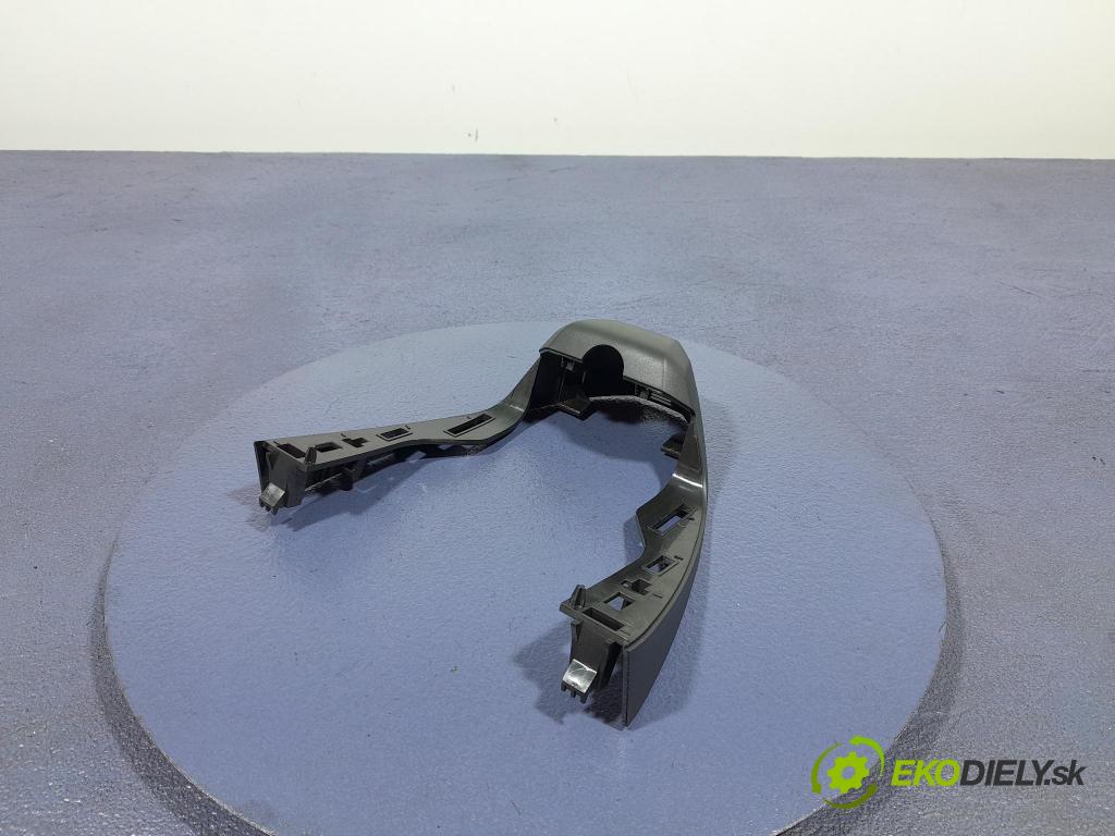 Vw T-Roc 2023 kryt Plast: Interiéry: 2GA868437A