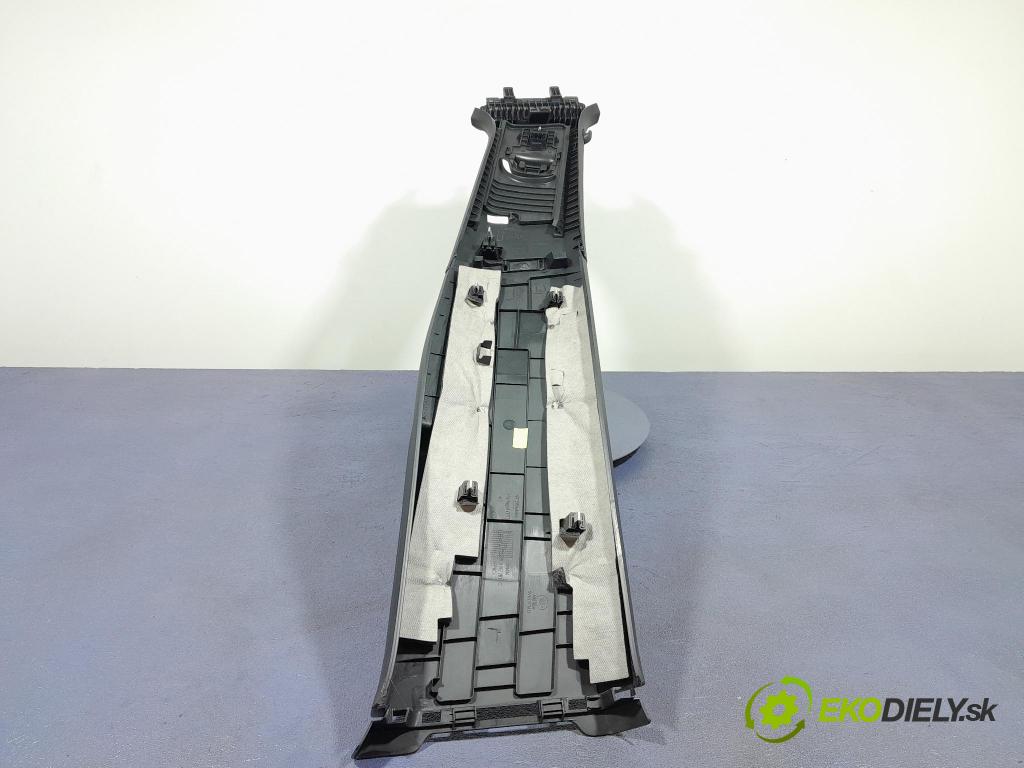 Vw T-Roc 2023 kryt Plast: Interiéry: 2GA868311
