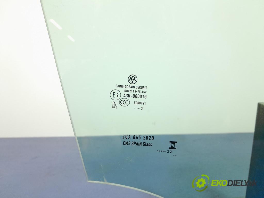 Vw T-Roc 2023 sklo dvere Predné Prava: 2GA845202D