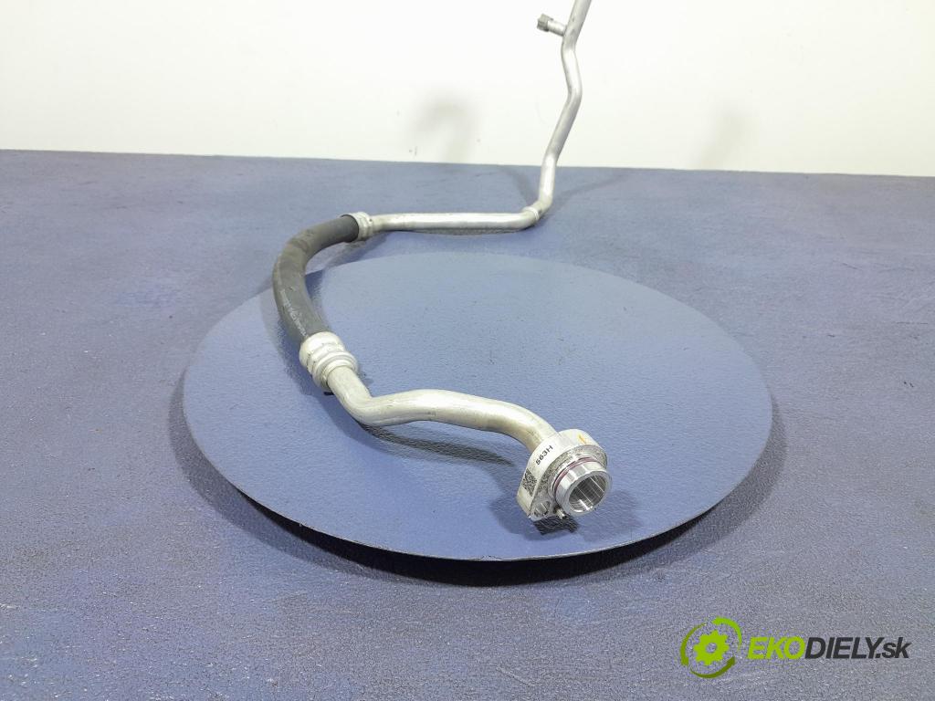 Vw T-Roc 2023 trubka Klimatizace: 5Q0816743H