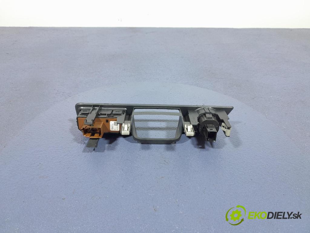 Peugeot 508 2011 kryt Plast: Interiéry: 9686450377