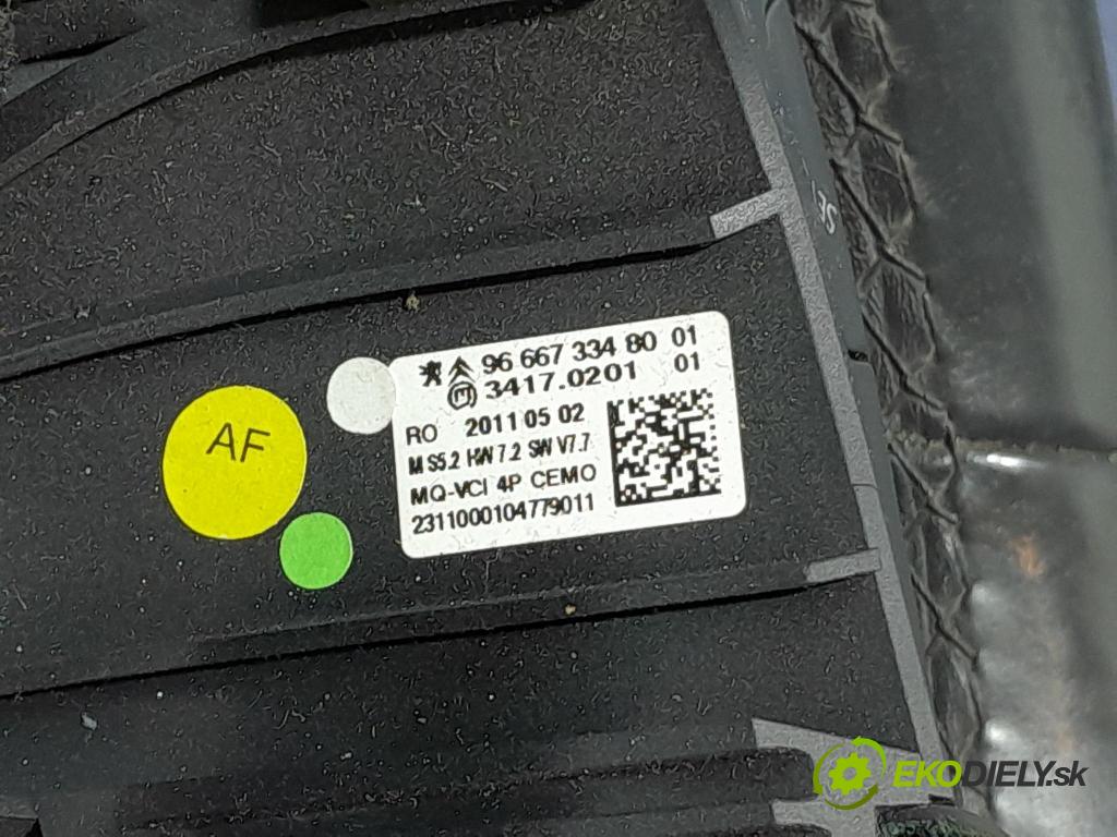 Peugeot 508 2011 volant 96706201ZE