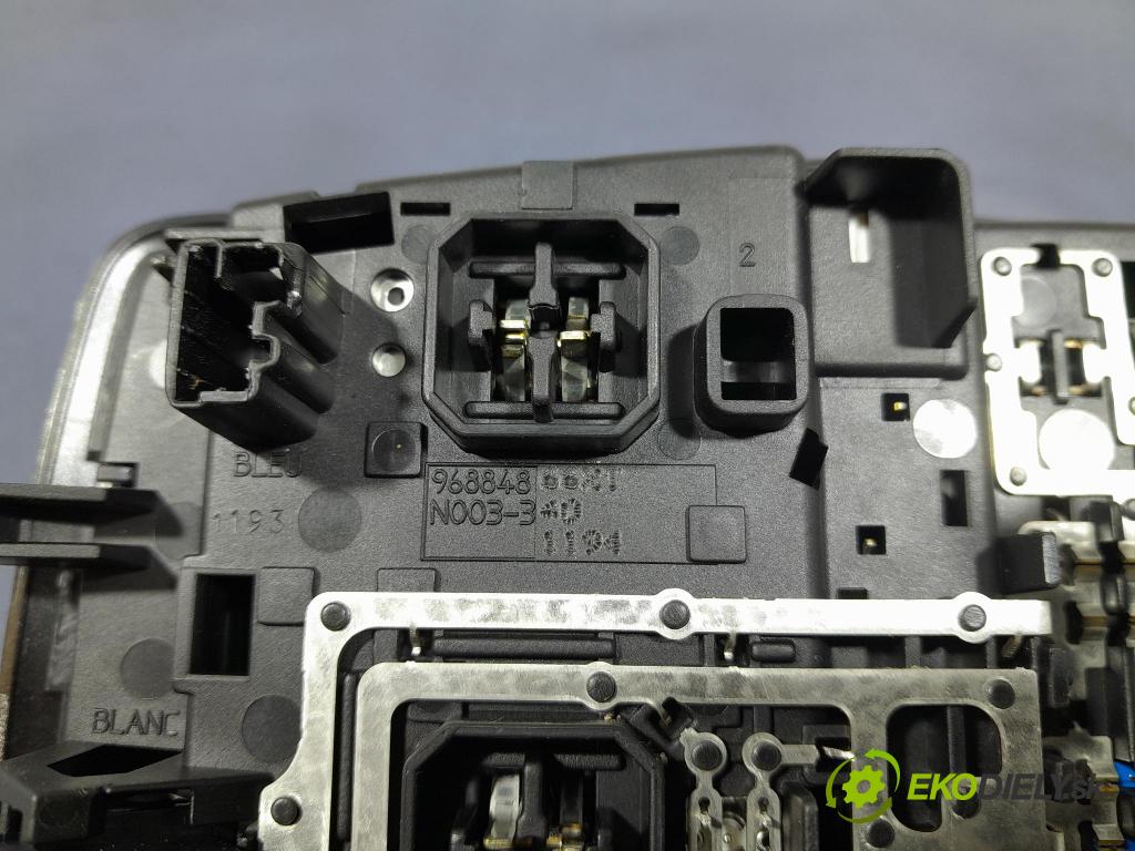 Peugeot 508 2011 Lampy Uvnitř 96884866XT
